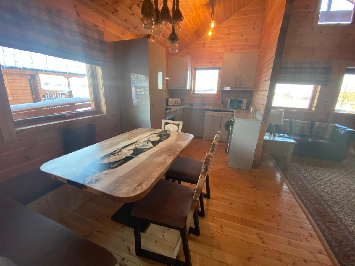 Pine Lodge Gorebridge Buitenkant foto